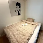 Location - Amazing Views Апартаменты